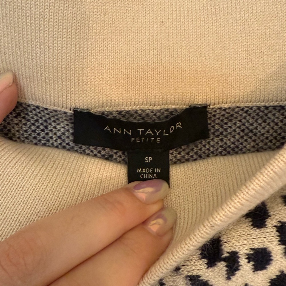 RARE Ann Taylor Animal Print Knitted Skirt - Picture 3 of 3